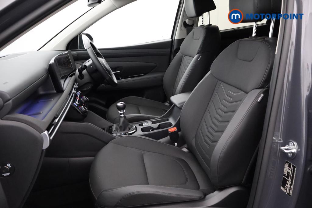Hyundai Tucson Premium Manual Petrol SUV - Stock Number (1547661) - 14th supplementary image