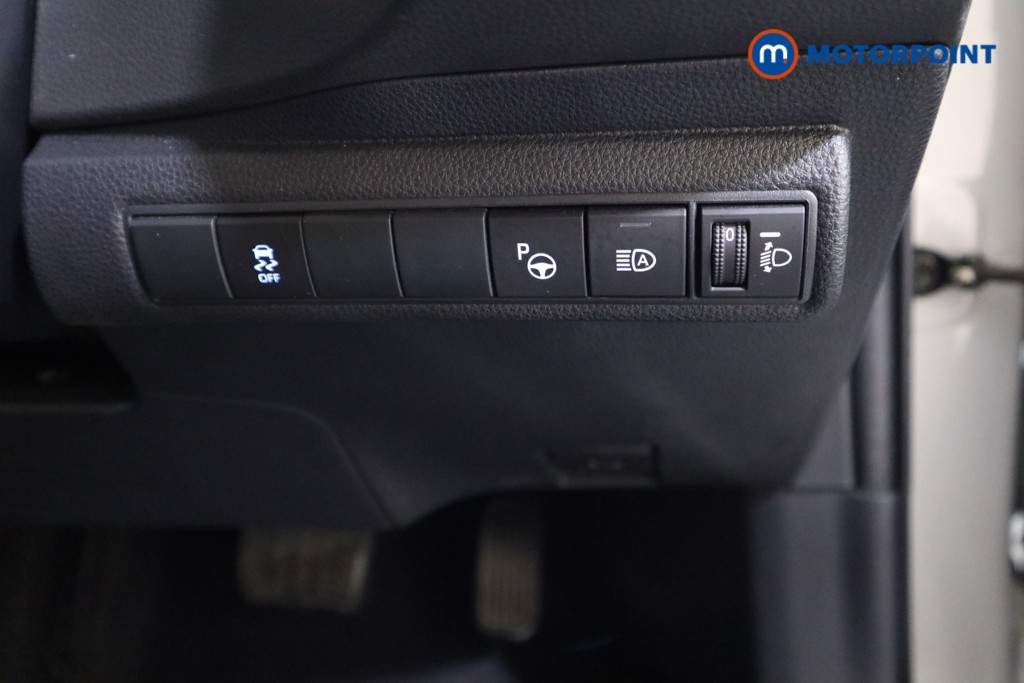 Toyota Corolla Gr Sport Automatic Petrol-Electric Hybrid Hatchback - Stock Number (1547905) - 9th supplementary image