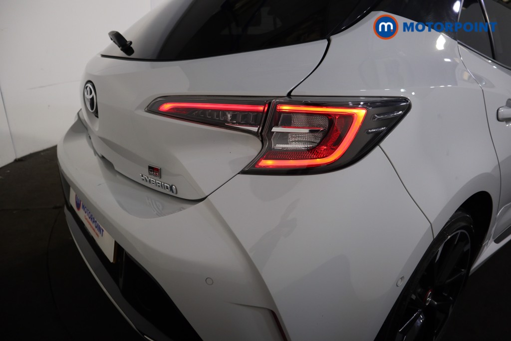 Toyota Corolla Gr Sport Automatic Petrol-Electric Hybrid Hatchback - Stock Number (1547905) - 21st supplementary image
