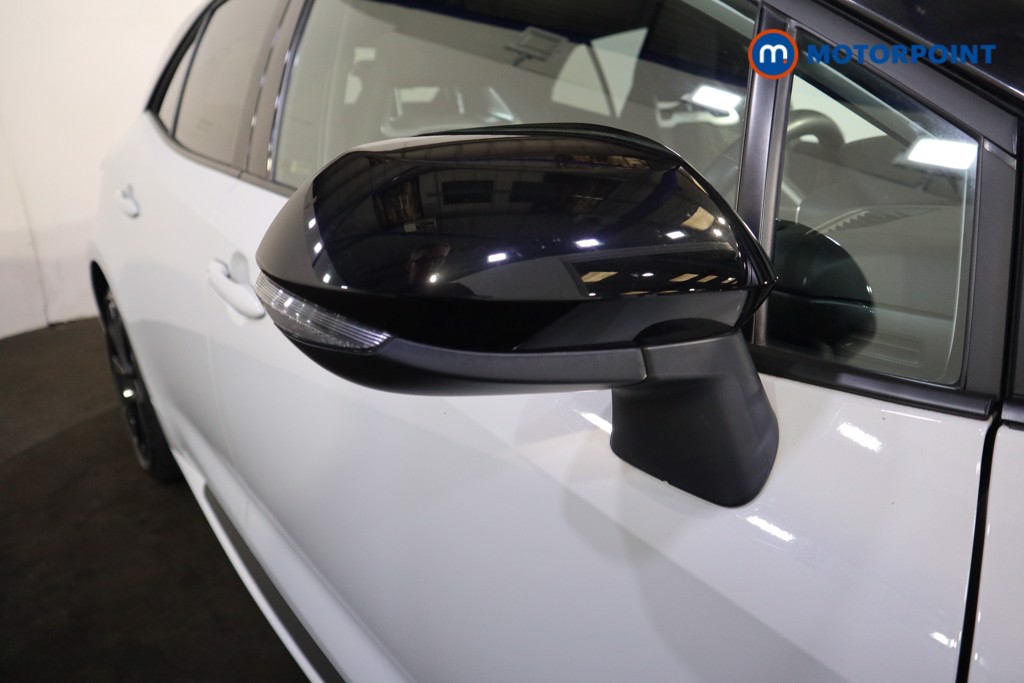 Toyota Corolla Gr Sport Automatic Petrol-Electric Hybrid Hatchback - Stock Number (1547905) - 22nd supplementary image