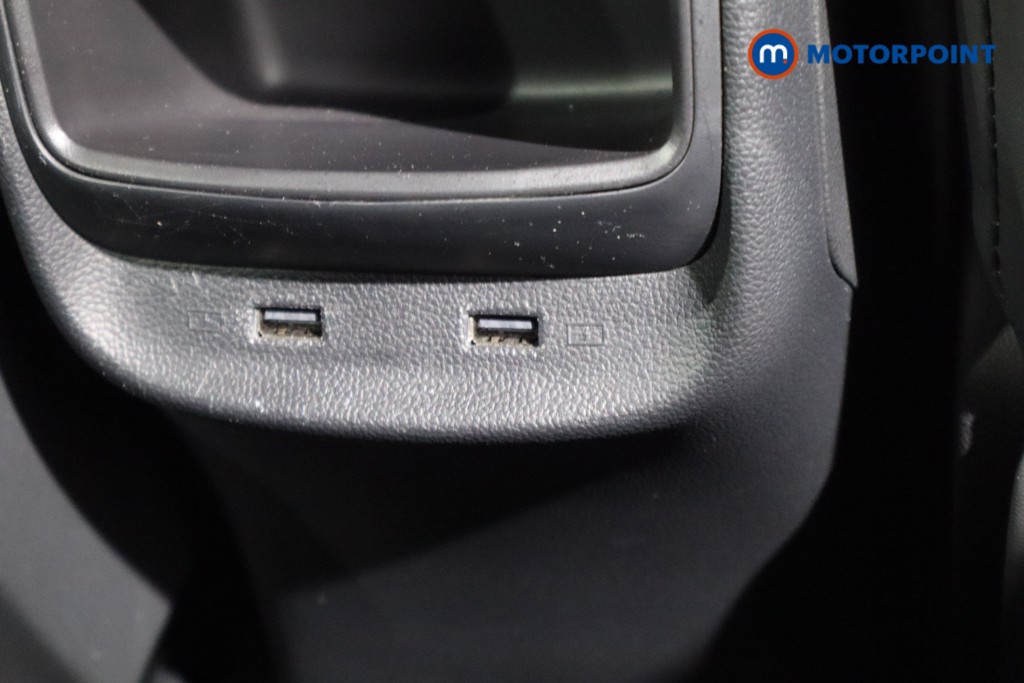 Mg Motor Uk ZS Exclusive Automatic Petrol SUV - Stock Number (1548575) - 13th supplementary image