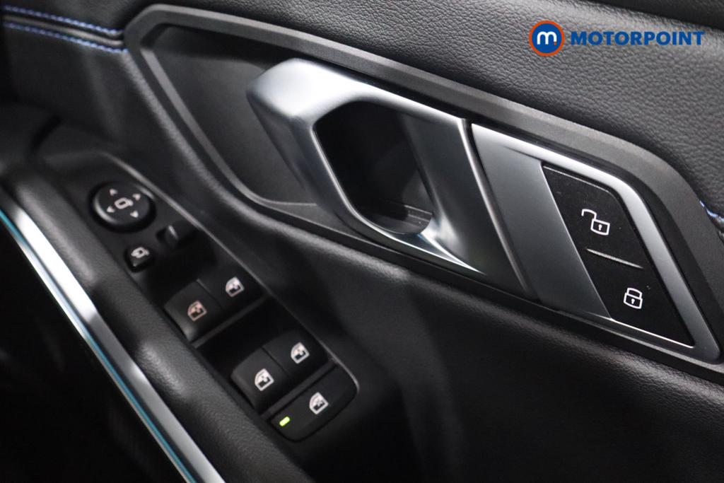 BMW 3 Series M Sport Automatic Petrol Plug-In Hybrid Saloon - Stock Number (1548779) - 12th supplementary image