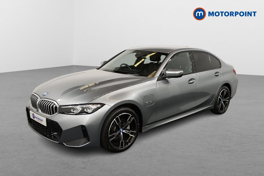 BMW 3 Series M Sport Automatic Petrol Plug-In Hybrid Saloon - Stock Number (1548779) - Passenger side front corner