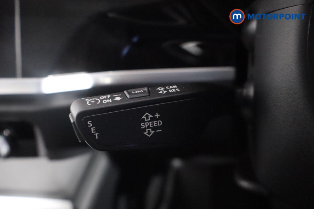 Audi Q3 Technik Automatic Petrol SUV - Stock Number (1548982) - 9th supplementary image