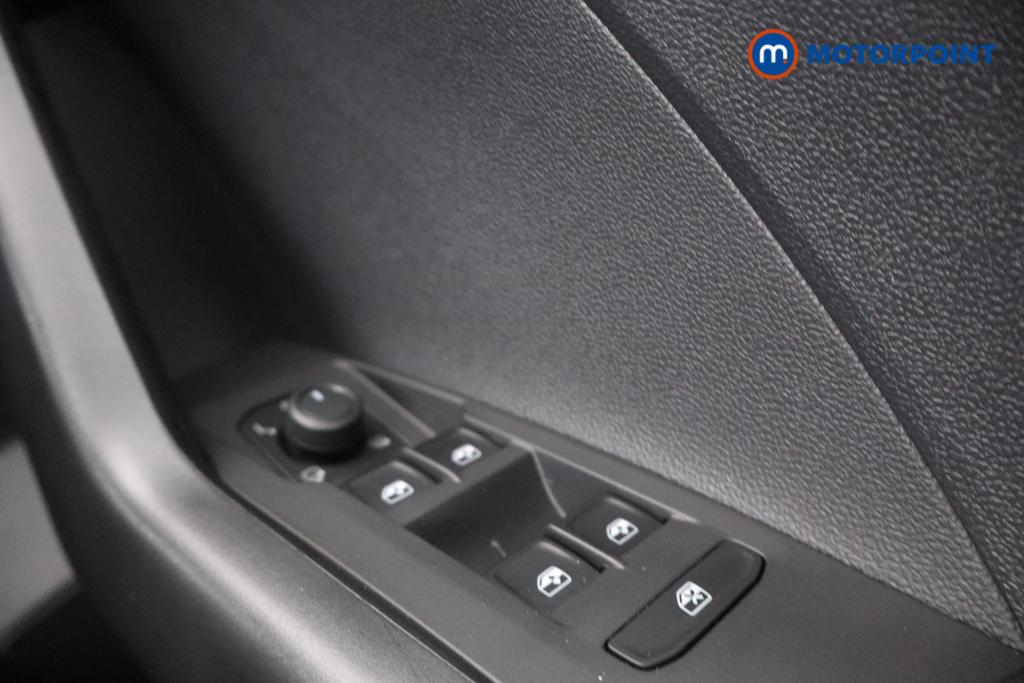 Volkswagen T-Cross Black Edition Automatic Petrol SUV - Stock Number (1548993) - 11th supplementary image