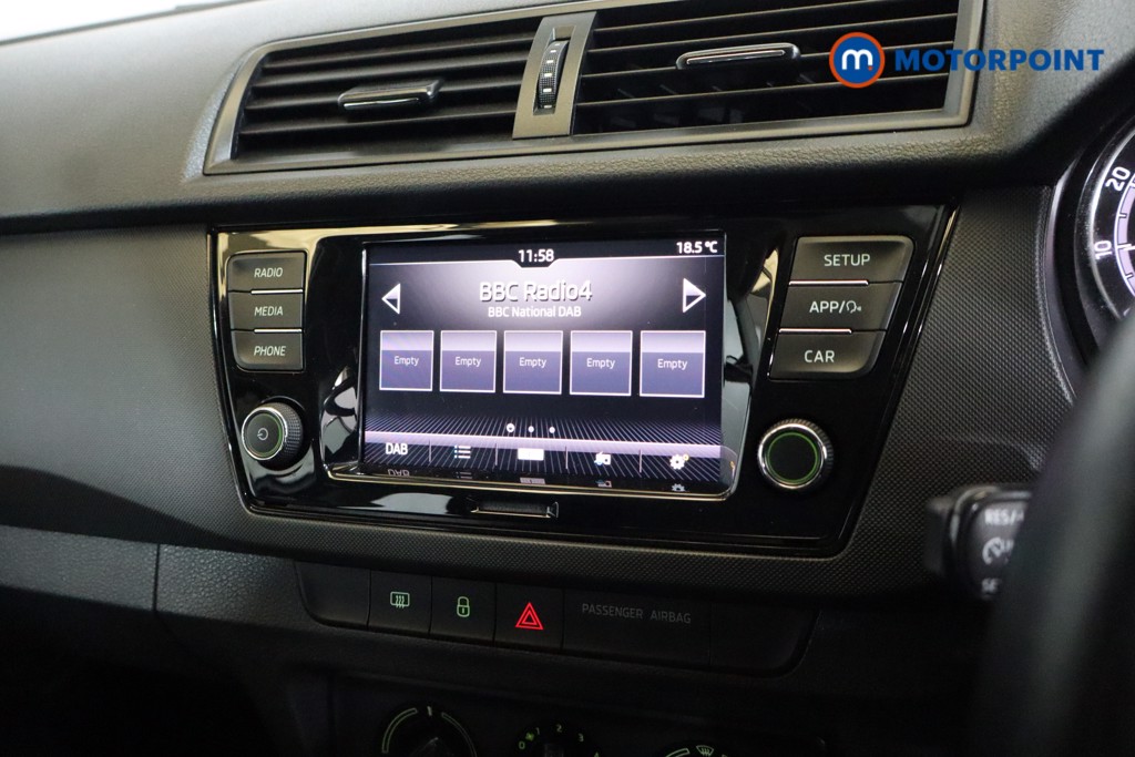 Skoda Fabia SE Manual Petrol Hatchback - Stock Number (1548997) - 5th supplementary image