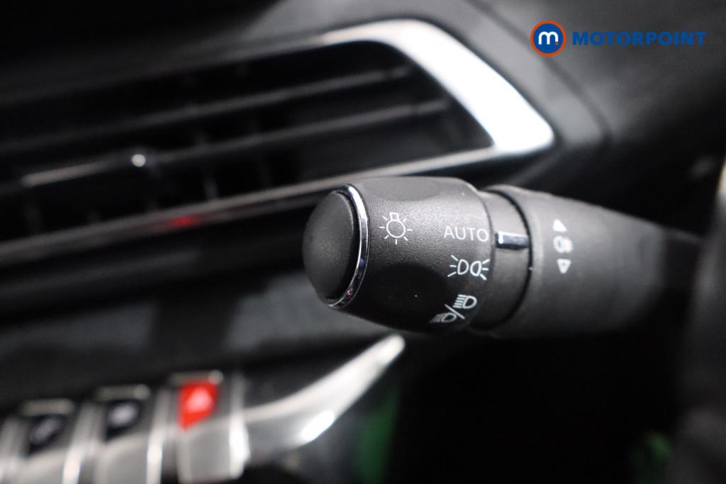 Peugeot 3008 Allure Premium-Plus Manual Petrol SUV - Stock Number (1549154) - 9th supplementary image