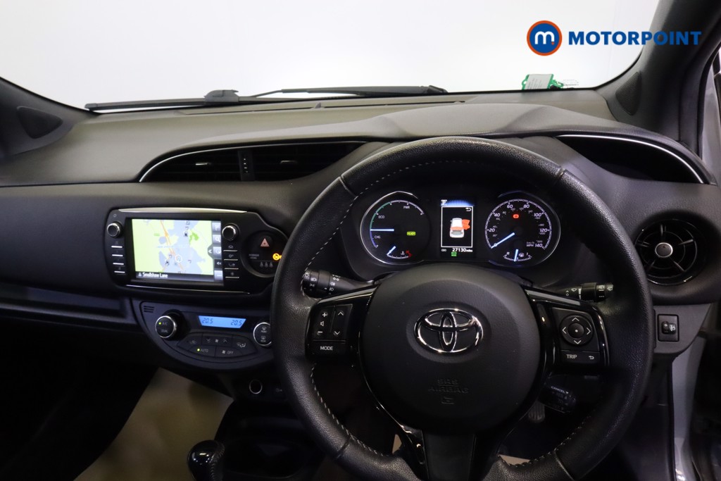 Toyota Yaris Y20 Automatic Petrol Hatchback - Stock Number (1549303) - 1st supplementary image