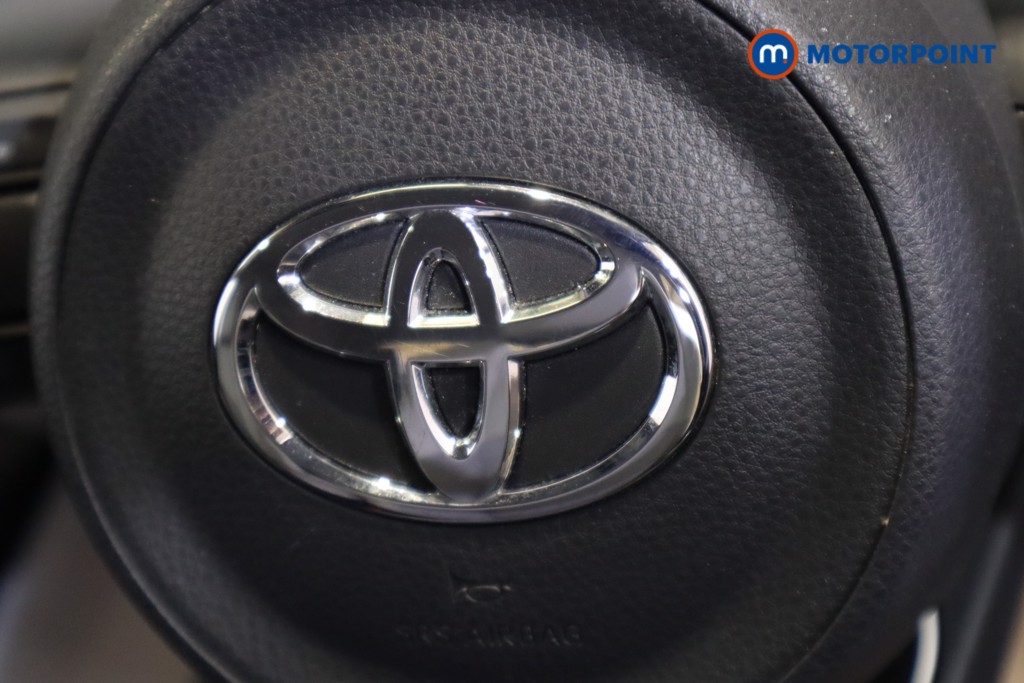 Toyota Yaris Excel Automatic Petrol-Electric Hybrid Hatchback - Stock Number (1549313) - 10th supplementary image