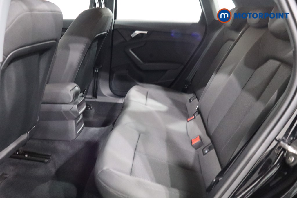 Audi A3 Technik Manual Petrol Hatchback - Stock Number (1549461) - 5th supplementary image