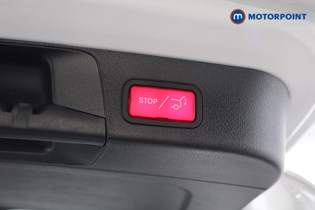 Mercedes-Benz GLB Amg Line Automatic Petrol SUV - Stock Number (1549471) - 27th supplementary image