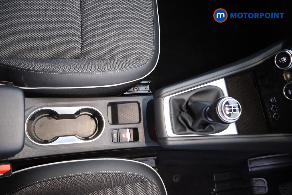 Renault Captur S Edition Manual Petrol SUV - Stock Number (1549488) - 6th supplementary image