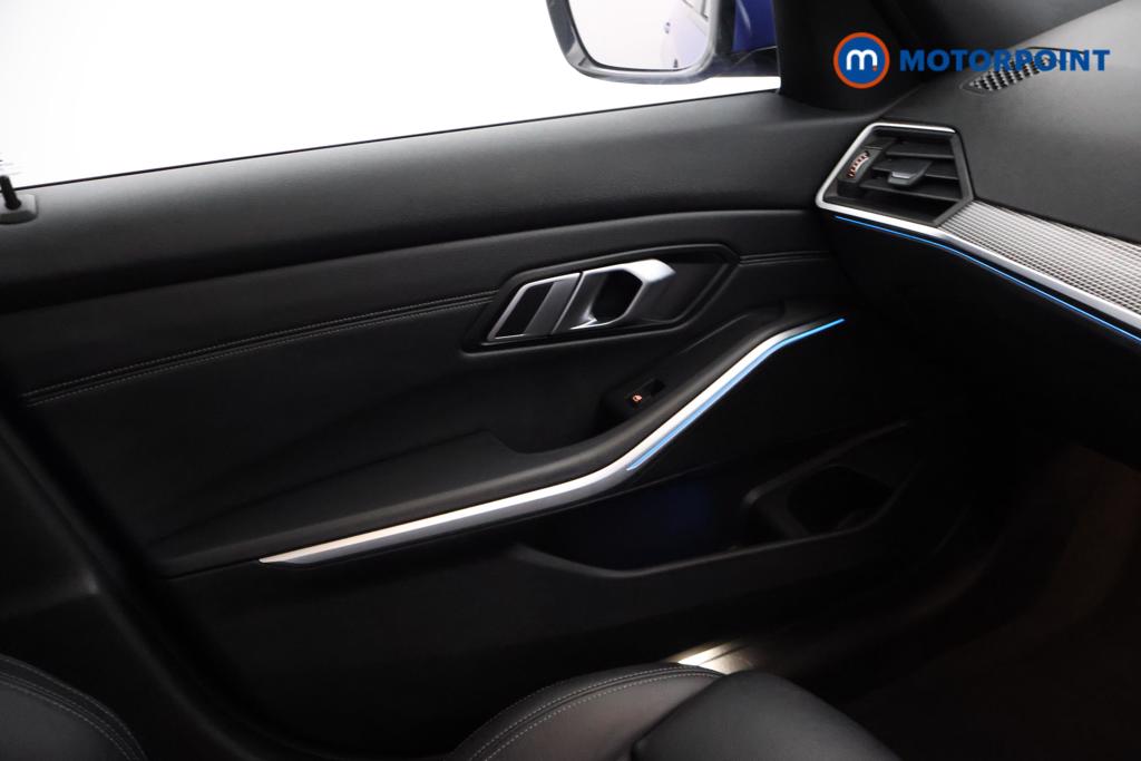 BMW 3 Series M Sport Automatic Petrol Plug-In Hybrid Saloon - Stock Number (1549498) - 8th supplementary image