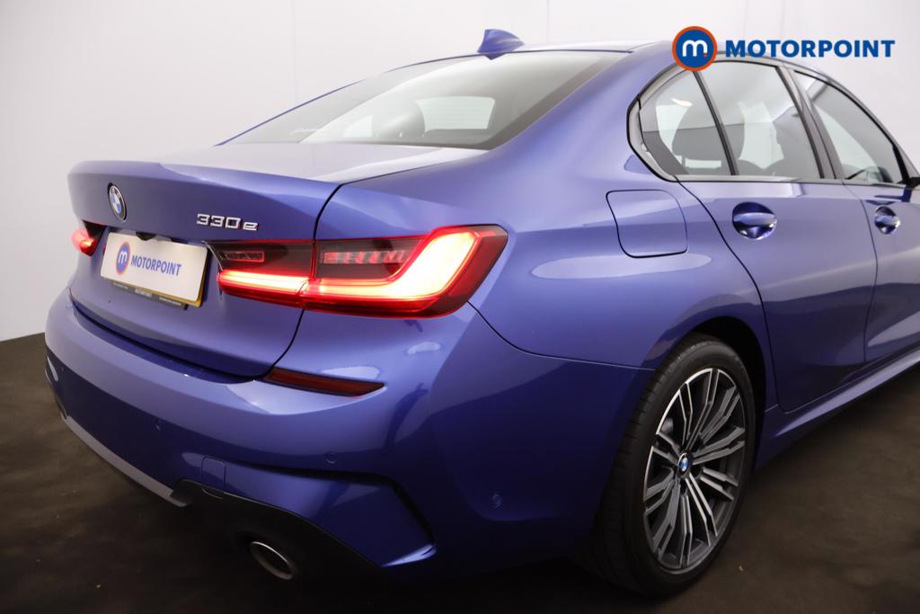 BMW 3 Series M Sport Automatic Petrol Plug-In Hybrid Saloon - Stock Number (1549498) - 16th supplementary image