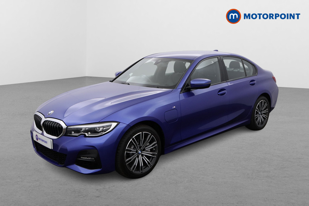 BMW 3 Series M Sport Automatic Petrol Plug-In Hybrid Saloon - Stock Number (1549498) - Passenger side front corner