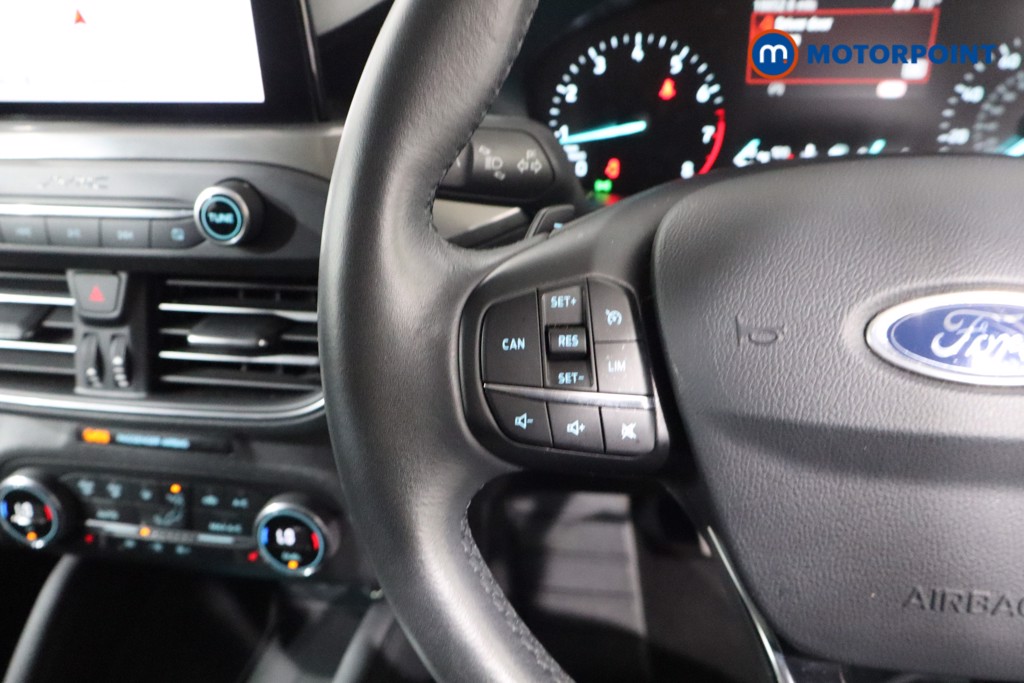 Ford Focus Titanium Automatic Petrol Estate - Stock Number (1549534) - 7th supplementary image