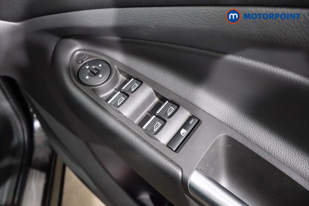 Ford Kuga Titanium Edition Manual Petrol SUV - Stock Number (1549752) - 23rd supplementary image
