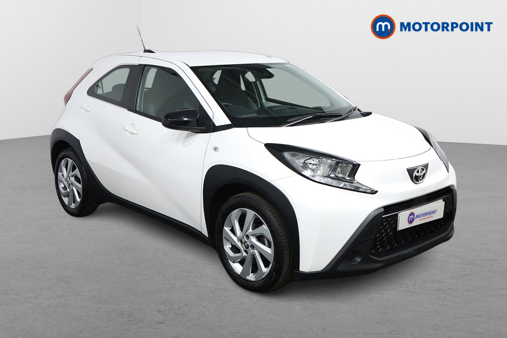 Toyota Aygo X Pure Manual Petrol Hatchback - Stock Number (1549774) - Drivers side front corner