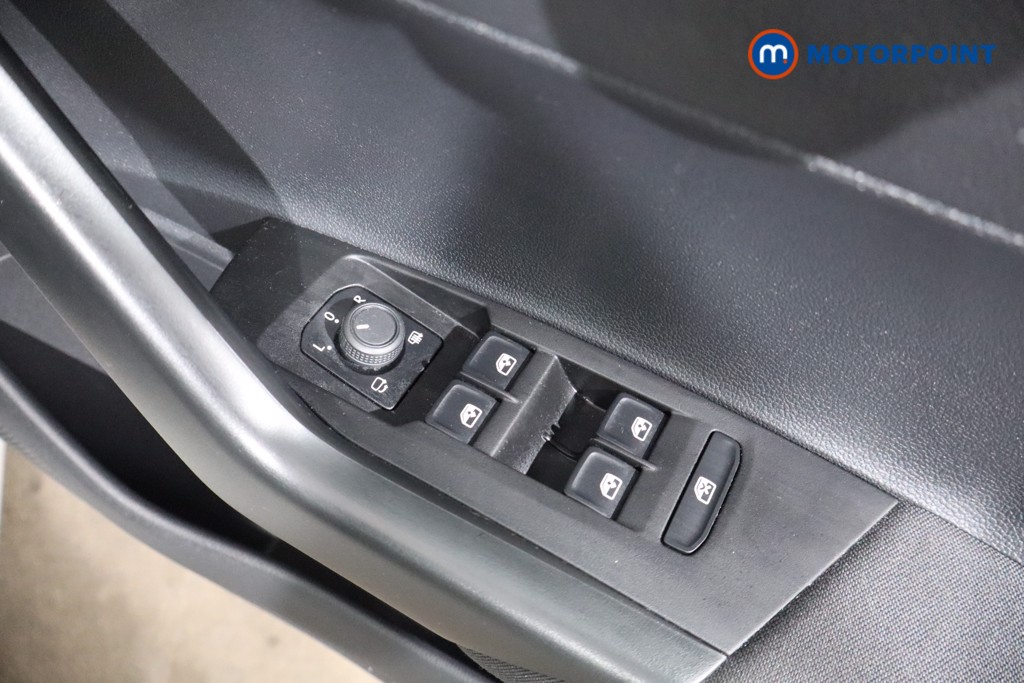 Volkswagen Polo Life Automatic Petrol Hatchback - Stock Number (1549874) - 24th supplementary image