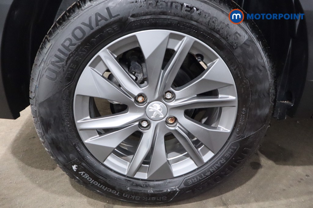 Peugeot 2008 Active Premium-Plus Manual Petrol SUV - Stock Number (1550277) - 9th supplementary image