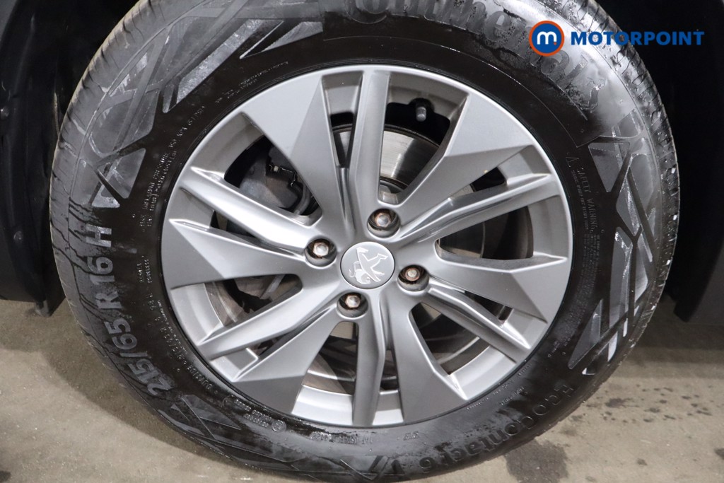 Peugeot 2008 Active Premium-Plus Manual Petrol SUV - Stock Number (1550277) - 11th supplementary image