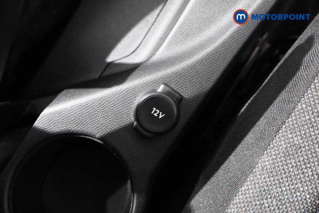 Peugeot 2008 Active Premium-Plus Manual Petrol SUV - Stock Number (1550277) - 18th supplementary image