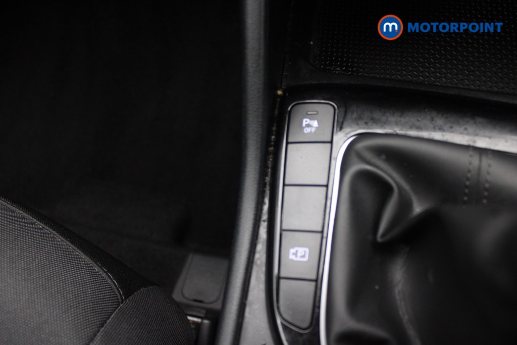 Hyundai Tucson Se Connect Manual Petrol SUV - Stock Number (1550445) - 11th supplementary image