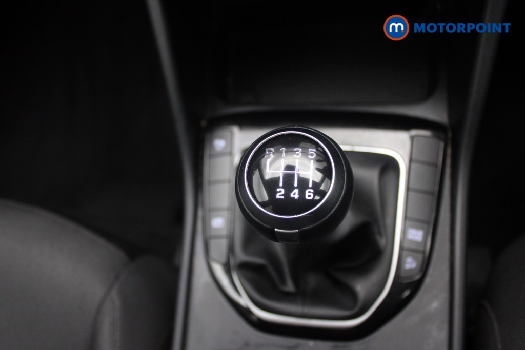 Hyundai Tucson Se Connect Manual Petrol SUV - Stock Number (1550445) - 13th supplementary image