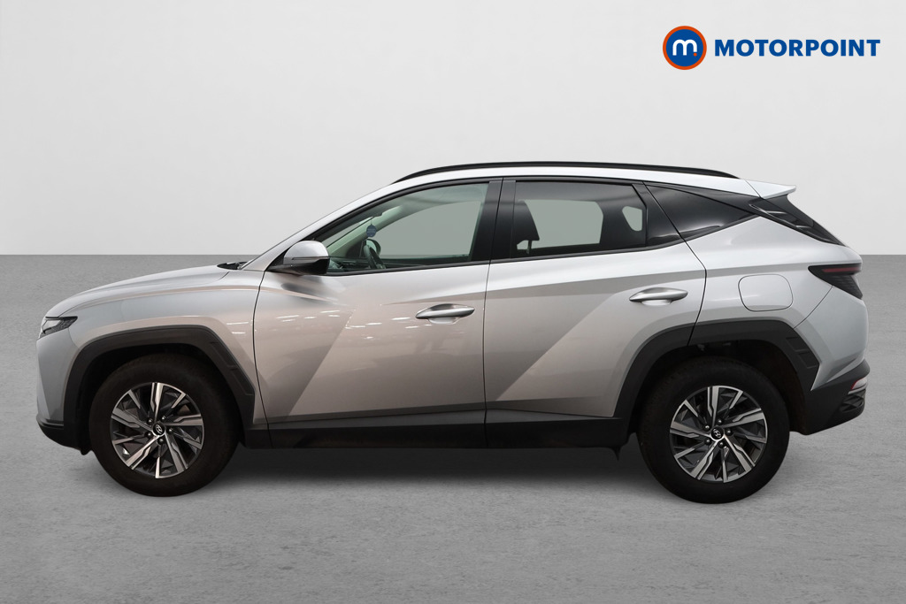 Hyundai Tucson Se Connect Manual Petrol SUV - Stock Number (1550445) - Passenger side