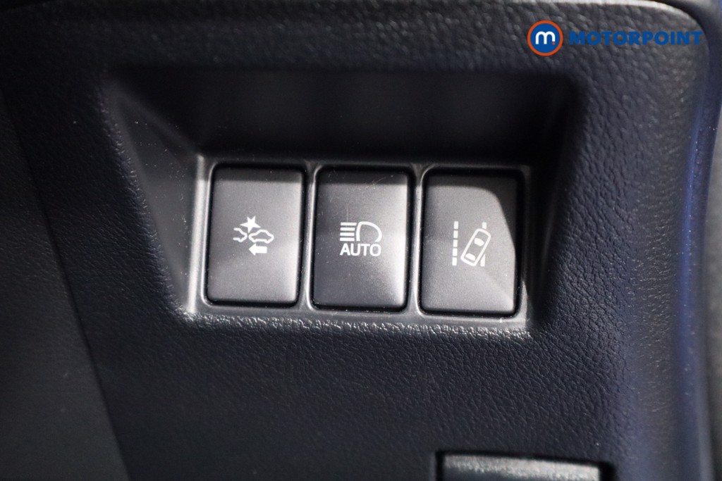 Toyota Yaris Bi-Tone Manual Petrol Hatchback - Stock Number (1550817) - 20th supplementary image