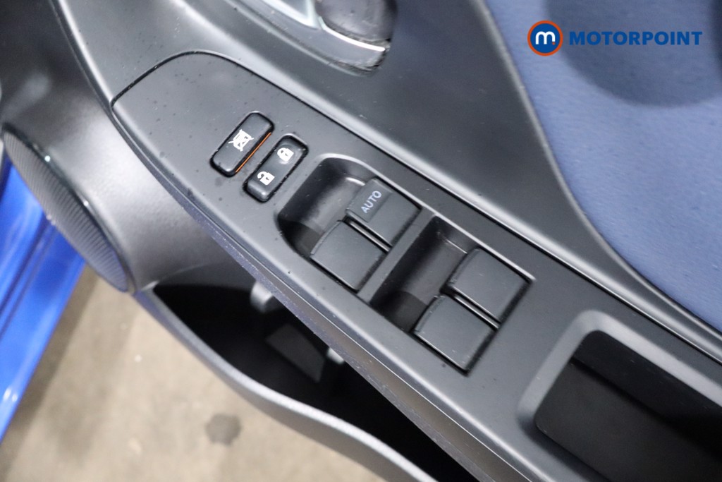 Toyota Yaris Bi-Tone Manual Petrol Hatchback - Stock Number (1550817) - 22nd supplementary image