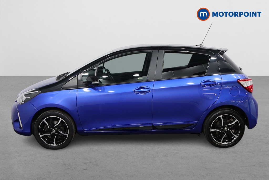 Toyota Yaris Bi-Tone Manual Petrol Hatchback - Stock Number (1550817) - Passenger side