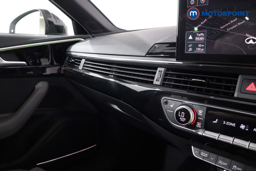 Audi A4 Black Edition Automatic Petrol Saloon - Stock Number (1550967) - 18th supplementary image