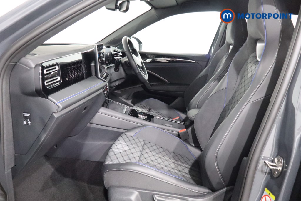 Volkswagen Tiguan R-Line Automatic Diesel SUV - Stock Number (1550968) - 4th supplementary image