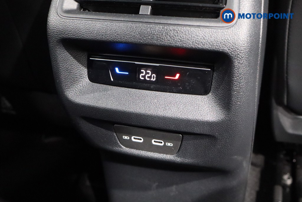 Volkswagen Tiguan R-Line Automatic Diesel SUV - Stock Number (1550968) - 13th supplementary image