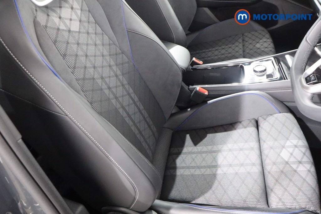 Volkswagen Tiguan R-Line Automatic Diesel SUV - Stock Number (1550968) - 25th supplementary image