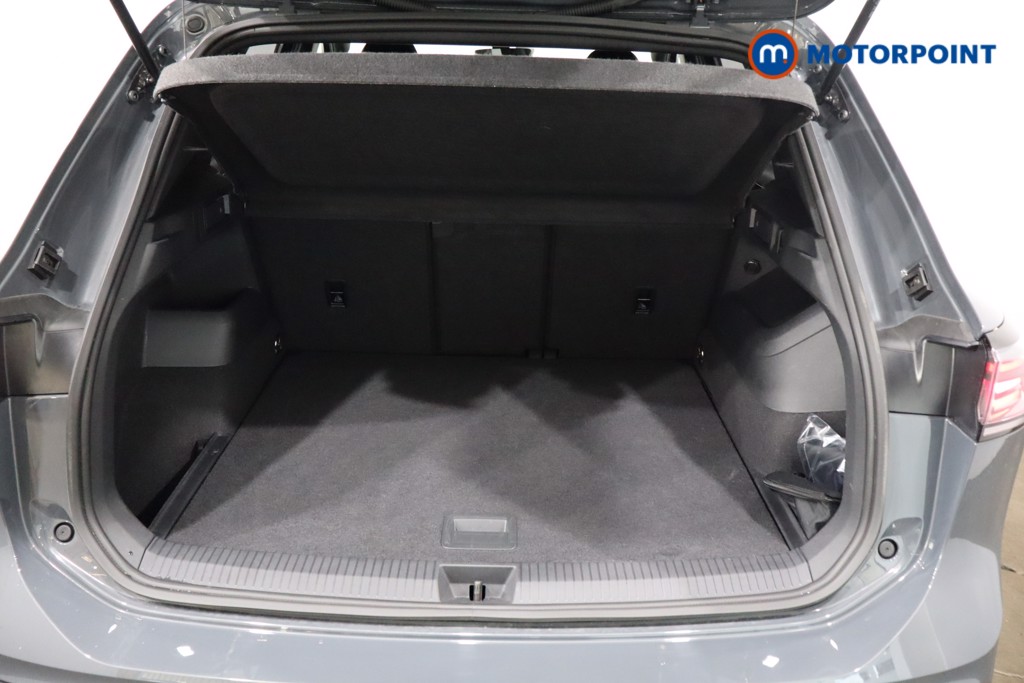 Volkswagen Tiguan R-Line Automatic Diesel SUV - Stock Number (1550968) - 31st supplementary image