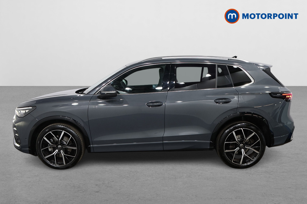 Volkswagen Tiguan R-Line Automatic Diesel SUV - Stock Number (1550968) - Passenger side