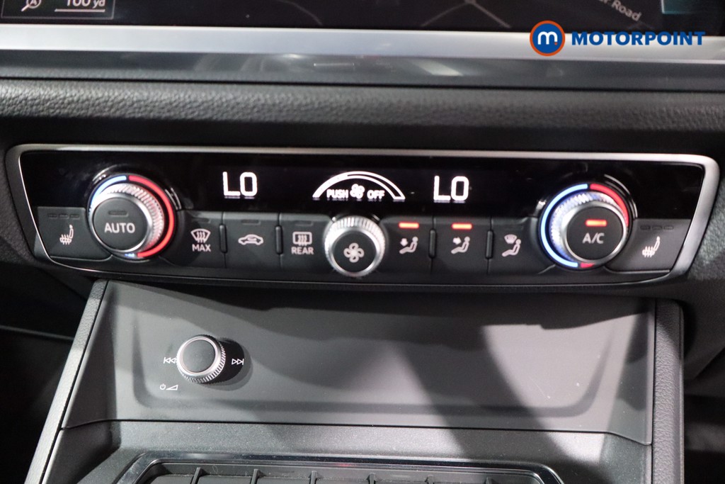 Audi Q3 Black Edition Automatic Diesel SUV - Stock Number (1551104) - 44th supplementary image