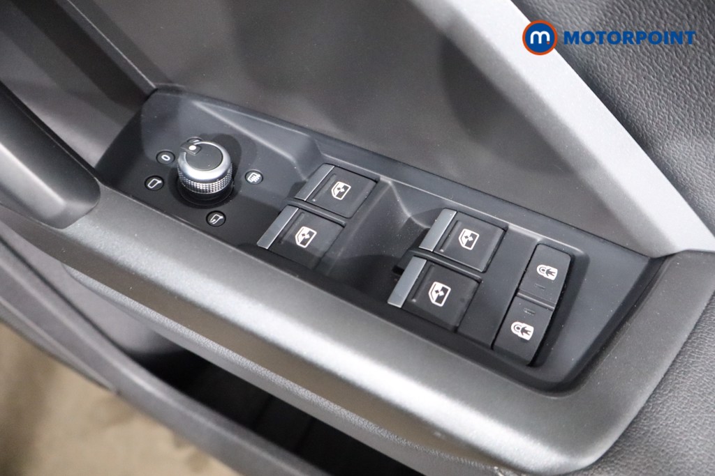Audi Q3 Black Edition Automatic Diesel SUV - Stock Number (1551104) - 51st supplementary image