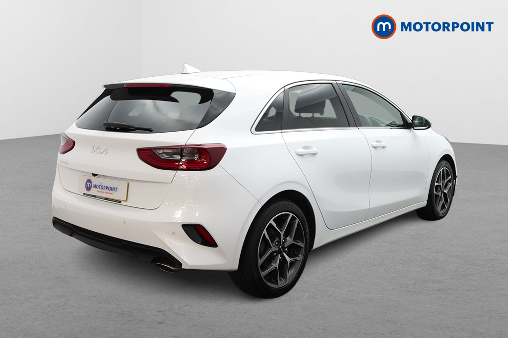 KIA Ceed 3 Manual Petrol Hatchback - Stock Number (1535647) - Drivers side rear corner