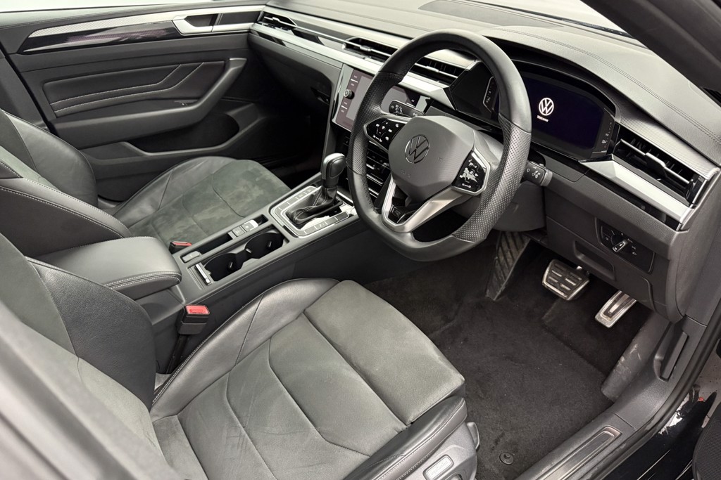 Volkswagen Arteon R-Line Automatic Diesel Hatchback - Stock Number (1537236) - 1st supplementary image