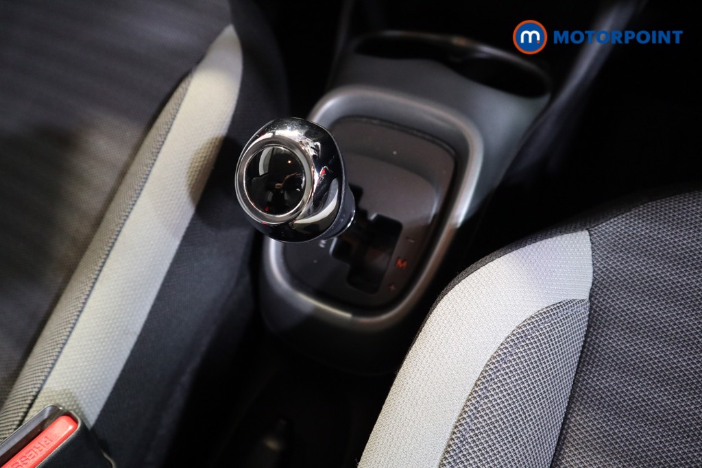 Toyota Aygo X-Play Automatic Petrol Hatchback - Stock Number (1537307) - 8th supplementary image