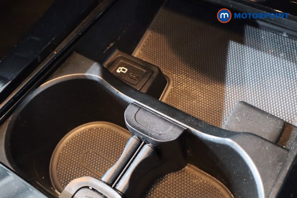 Mercedes-Benz CLA Amg Line Automatic Petrol Coupe - Stock Number (1537754) - 17th supplementary image