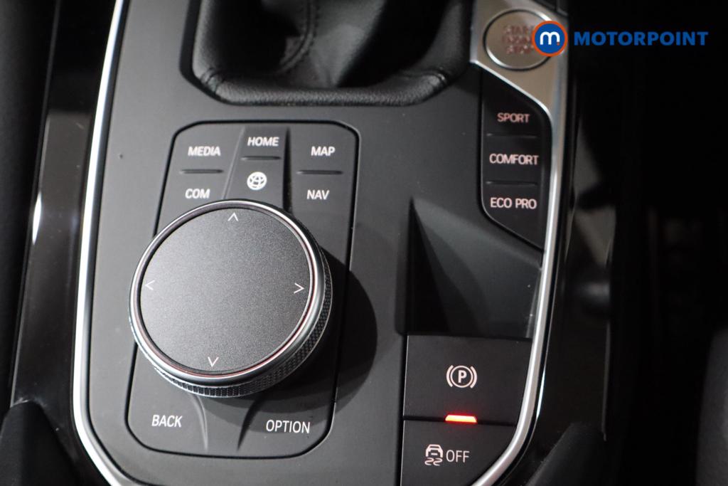 BMW 2 Series Sport Manual Petrol Saloon - Stock Number (1539445) - 7th supplementary image