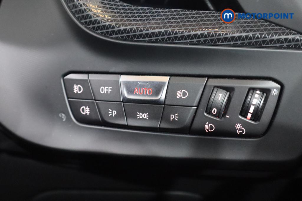BMW 2 Series Sport Manual Petrol Saloon - Stock Number (1539445) - 13th supplementary image