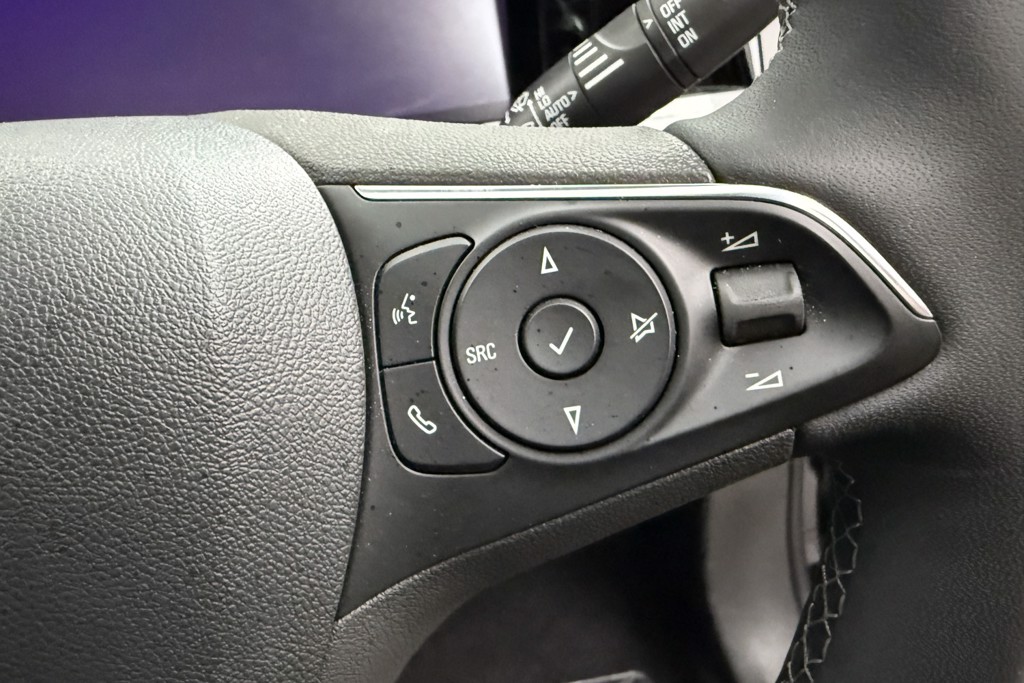 Vauxhall Grandland Ultimate Manual Petrol SUV - Stock Number (1539546) - 4th supplementary image
