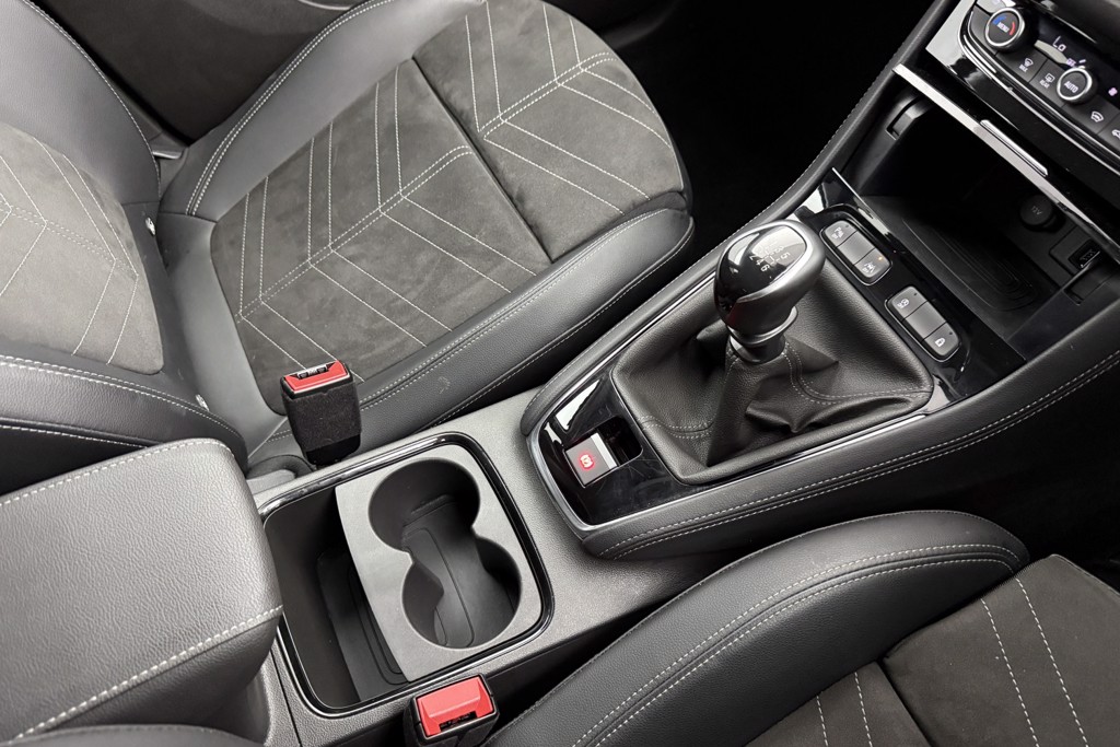 Vauxhall Grandland Ultimate Manual Petrol SUV - Stock Number (1539546) - 16th supplementary image