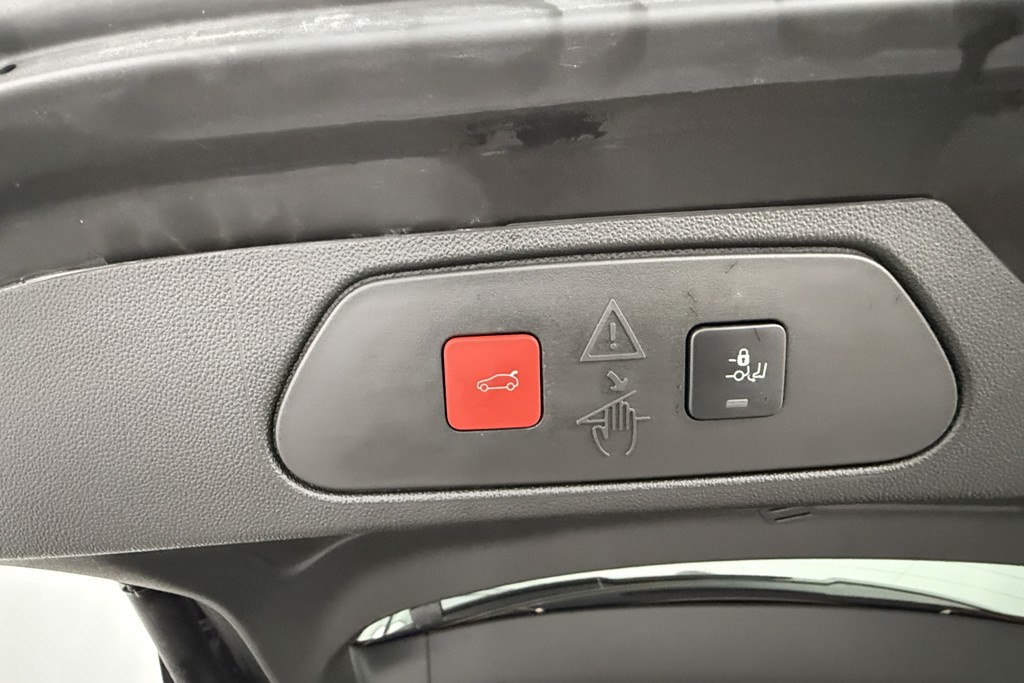 Vauxhall Grandland Ultimate Manual Petrol SUV - Stock Number (1539546) - 27th supplementary image