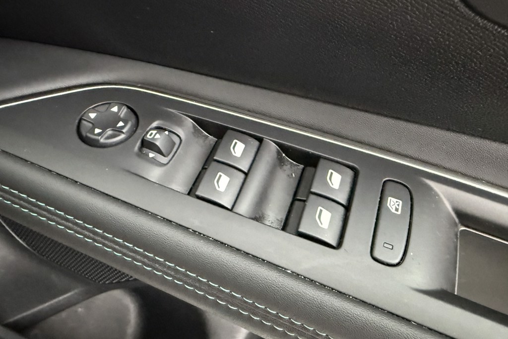 Peugeot 3008 Allure Automatic Petrol SUV - Stock Number (1539561) - 20th supplementary image
